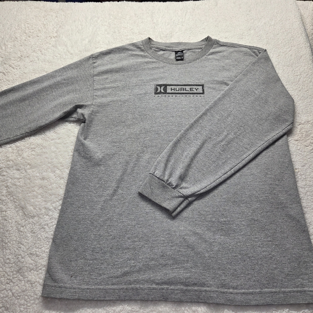 Mens Medium T-Shirt. Hurley Brand. Heather Gray. Good Condition. Casual Wear.